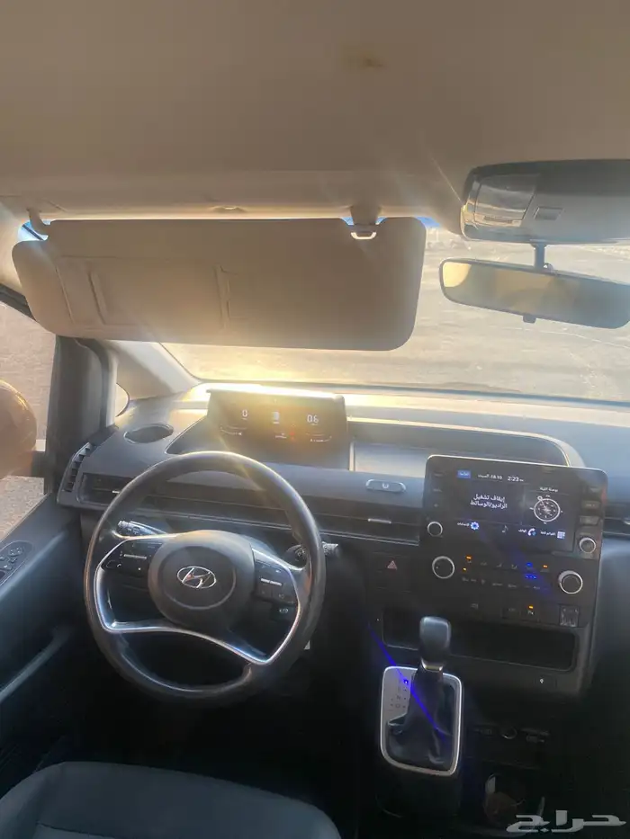 سيارة استاريا 0