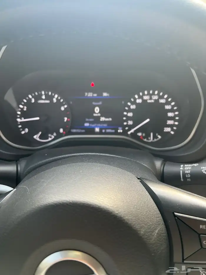 نيسان اكستيرا تيتانيوم 2021 12