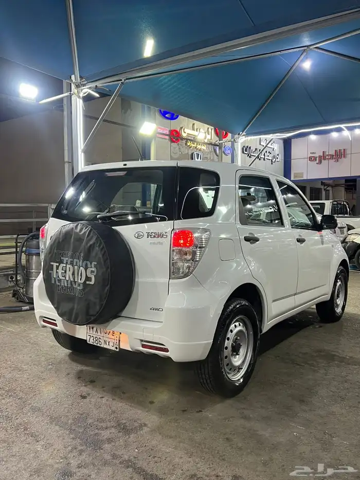 جيب دهاتسو تيورس 2014قير عايد دبل نظيف جدا استخدا حكومي 5