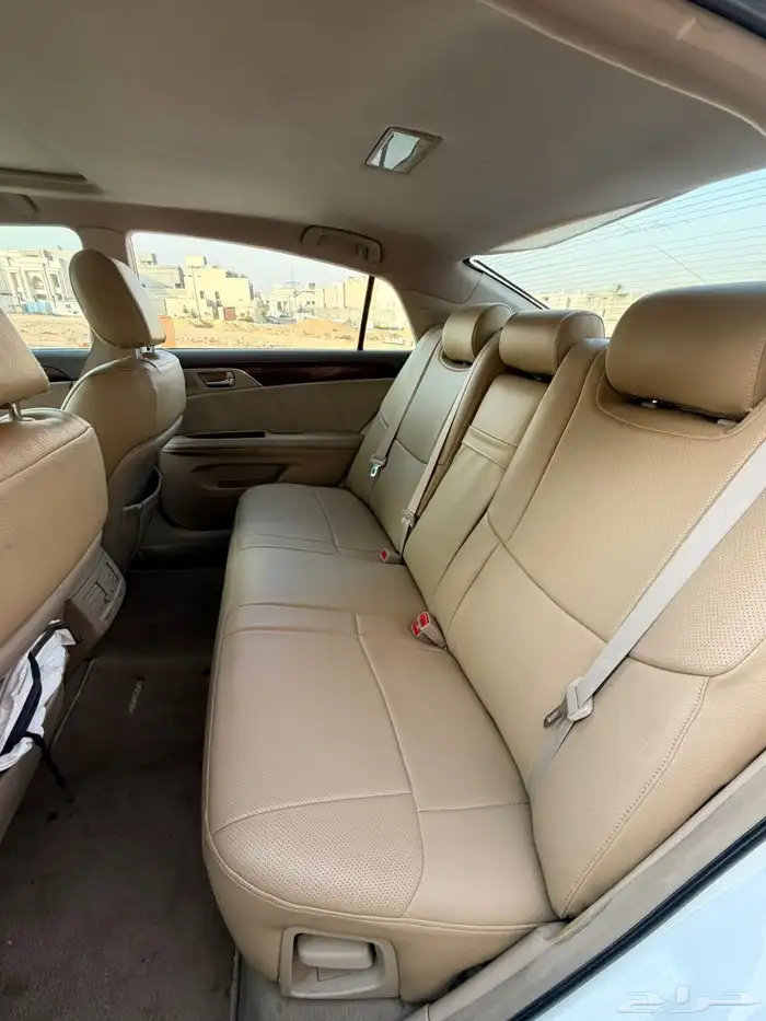 تويوتا افالون موديل 2009 الممشى 250 الف 2