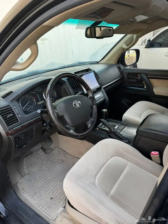 جيب لاند كروزر 3