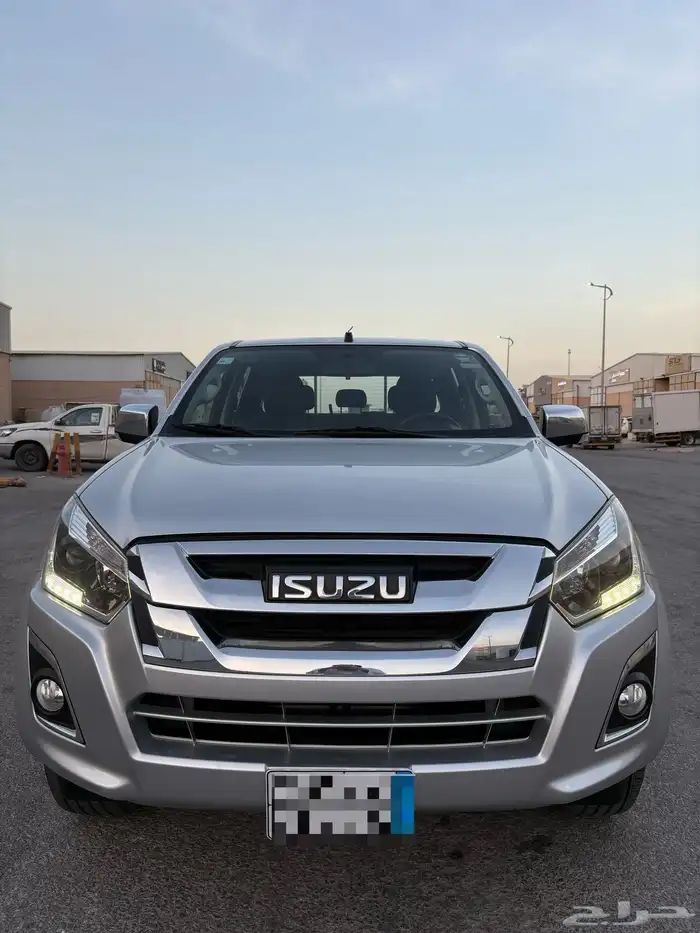 ايسوزو ديماكس دبل 2018 عداد 110 الف - نظيف جدا 1