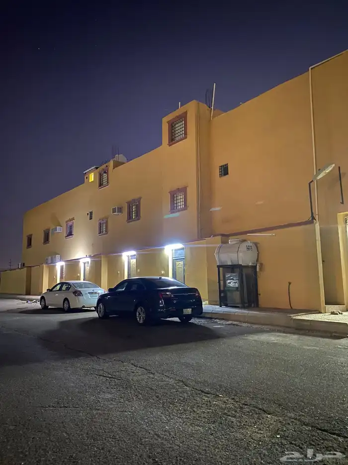 عمارة للبيع على شارع تجاري (حي الوادي) 1