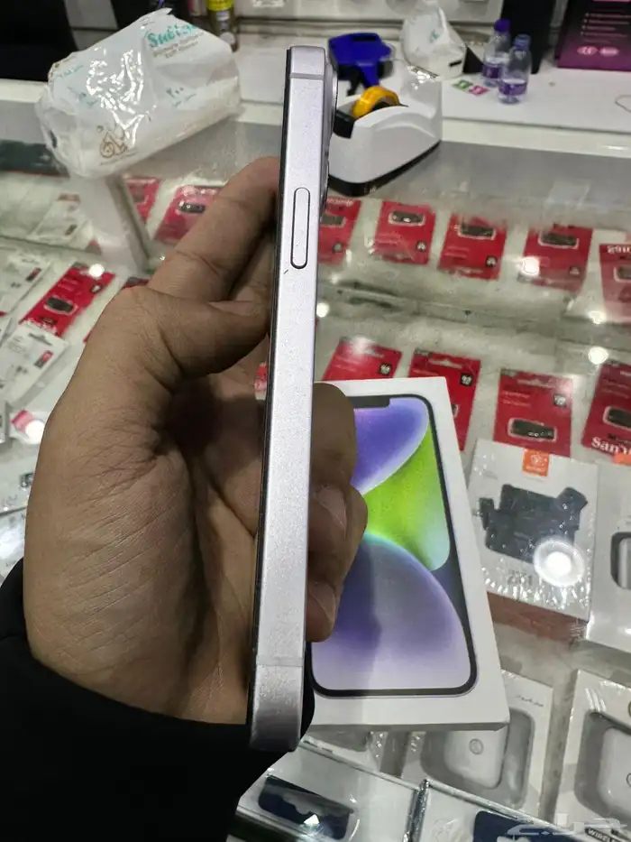 ايفون 14   256 8