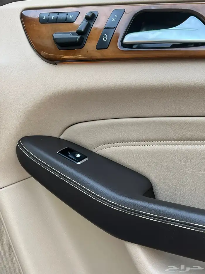 مرسيدس ML 500 2015 ( بحالة الوكالة ) 34