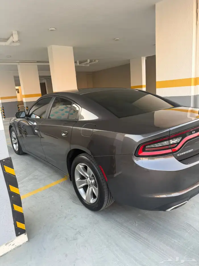دودج تشارجر V6  2016 نظيف بحالة الوكالة 1