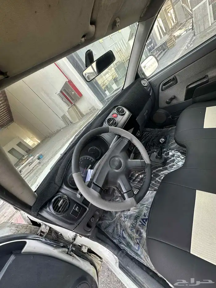 ايسوزو ديماكس 2008 جوانب 9