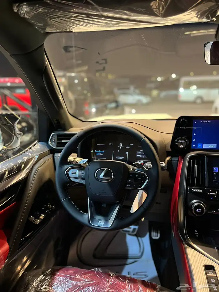 لكزس اف سبورت الساير 2025 16