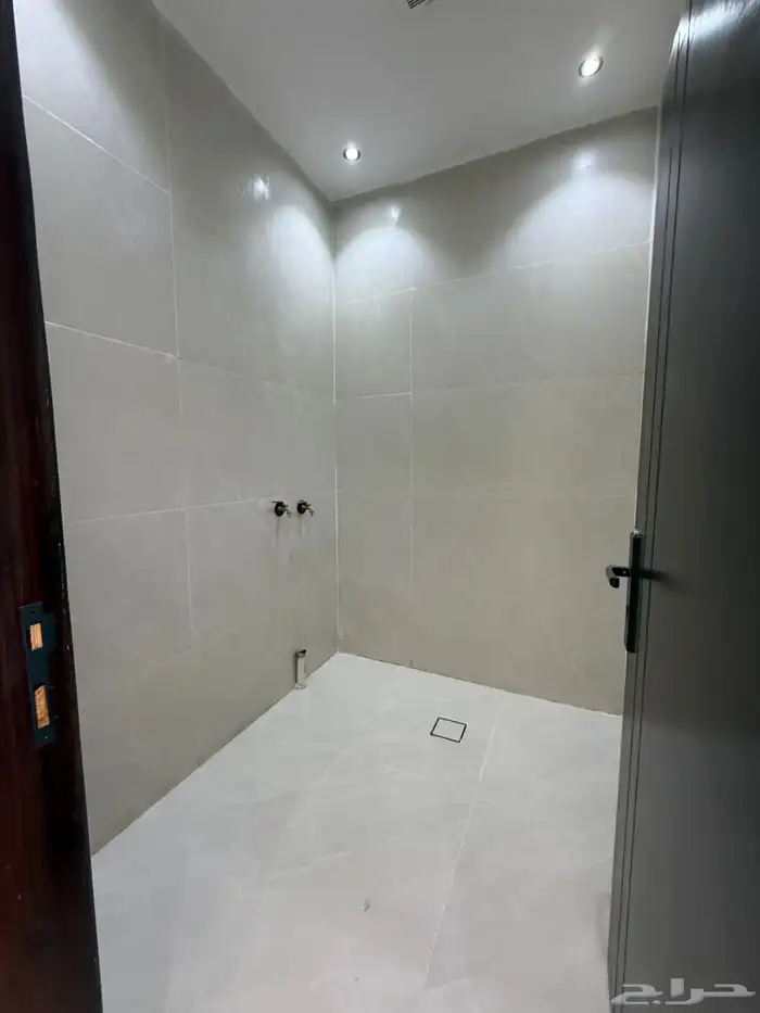 فلل روف علوي حي الصفا بسعر 620 ( قابل للتفاوض) 10