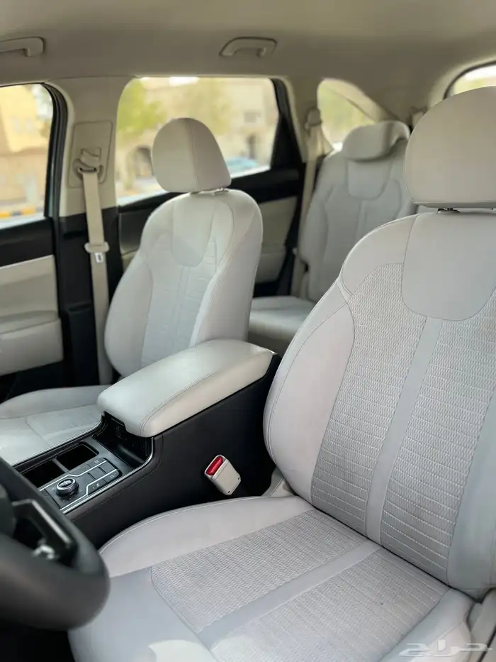 كيا سورنتو 2021 8