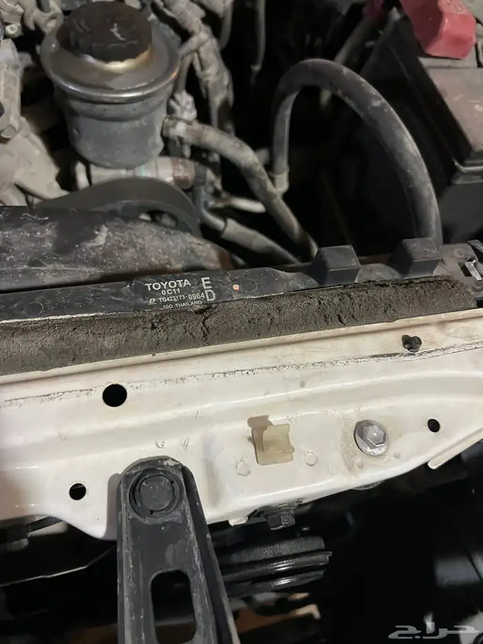 للبيع هايلوكس 2014 شبه جديد 15