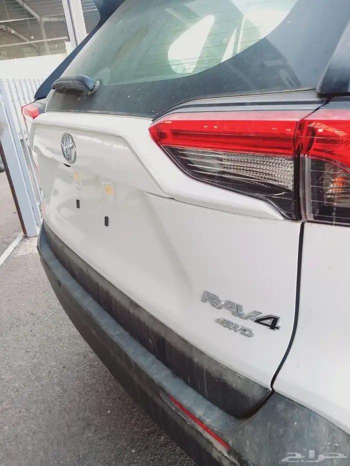 تويوتا راف فور LE دبل 2025 بطاقة 7