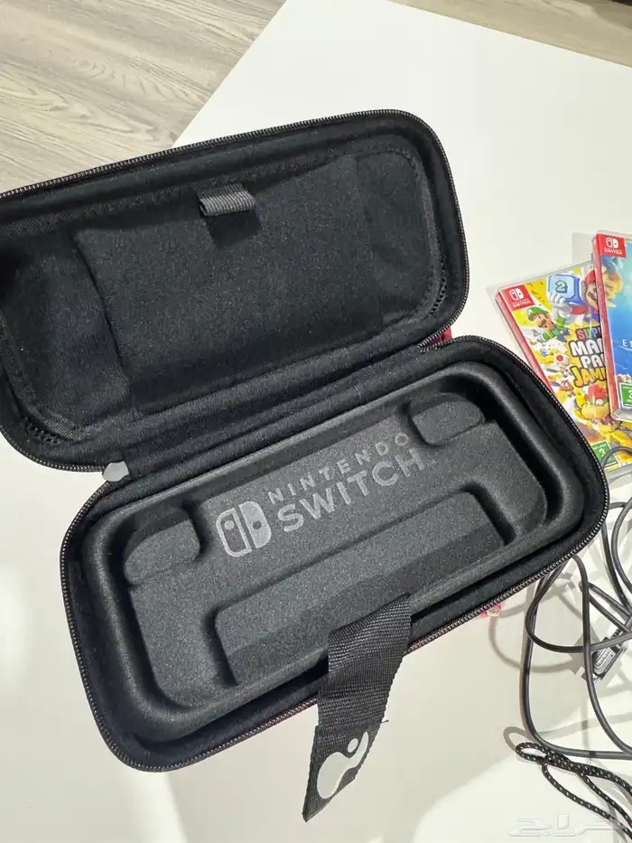 نينتيندو سويتش اوليد(ابيض) Nintendo switch oled(white) مع ال 6