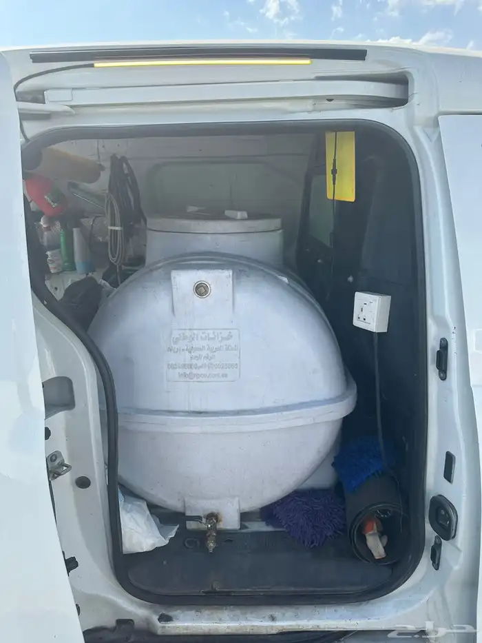 مغسلة سيارات متنقلة 16