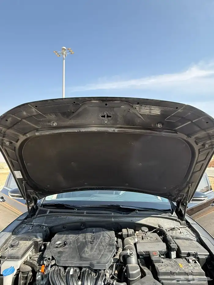 هيونداي ازيرا لون اسود داخلي أسوده ممشى قليل محركات بلد 35