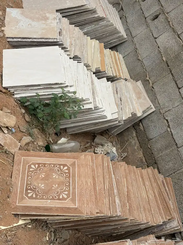 سيراميك مستعمل 100 متر مربع 0