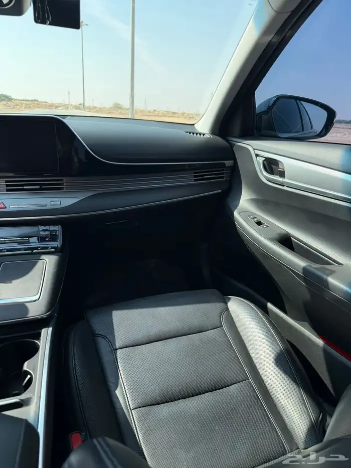 هيونداي ازيرا لون اسود داخلي أسوده ممشى قليل محركات بلد 21