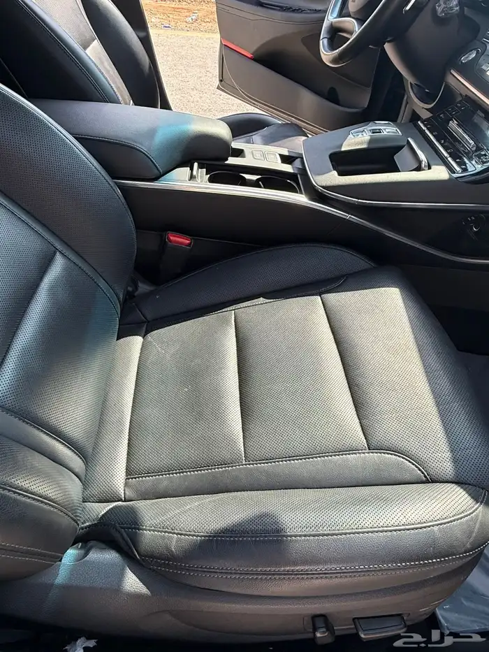 هيونداي ازيرا لون اسود داخلي أسوده ممشى قليل محركات بلد 30