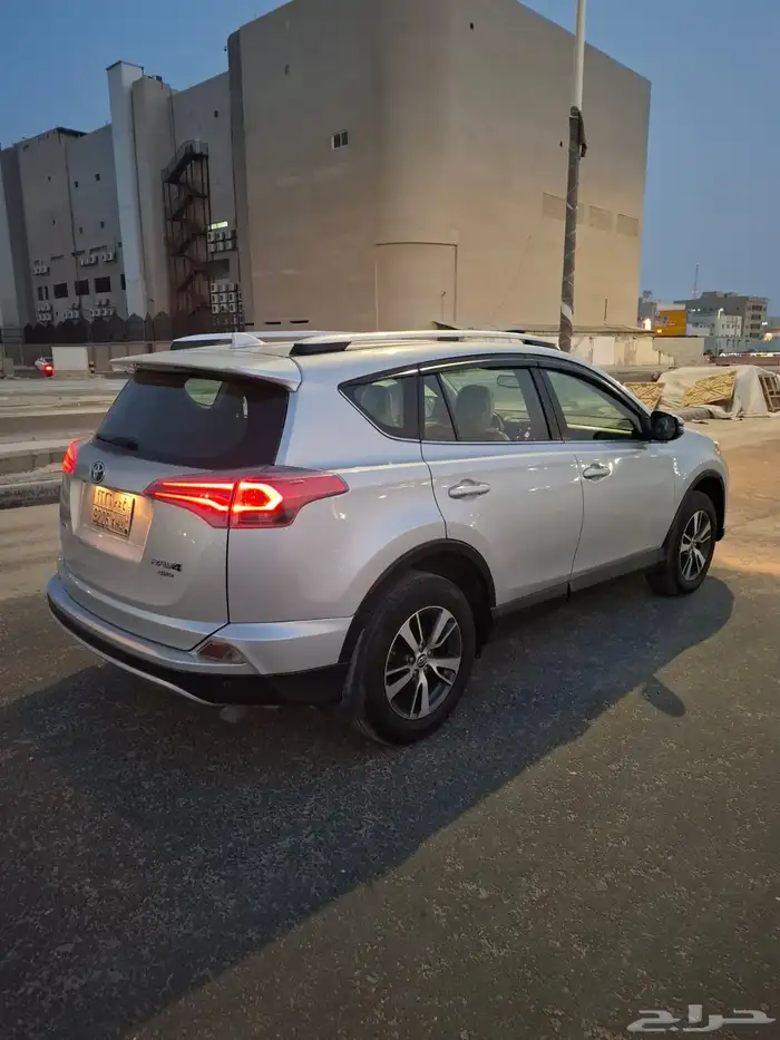 تويوتا رافور فل كامل 2016 ممشى قليل 4