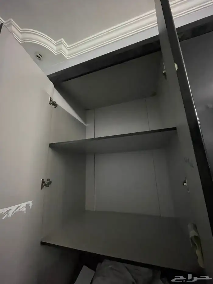 غرفة نوم اسود 3