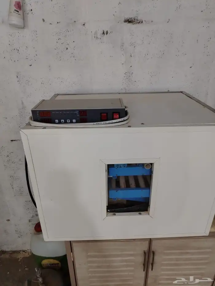 فقاسه تقليب الكتروني 0