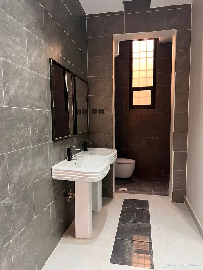 للايجار دور ارضي كبير في شمال الرياض 3