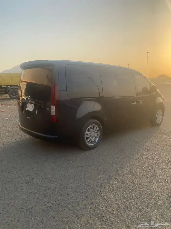 سيارة استاريا 7