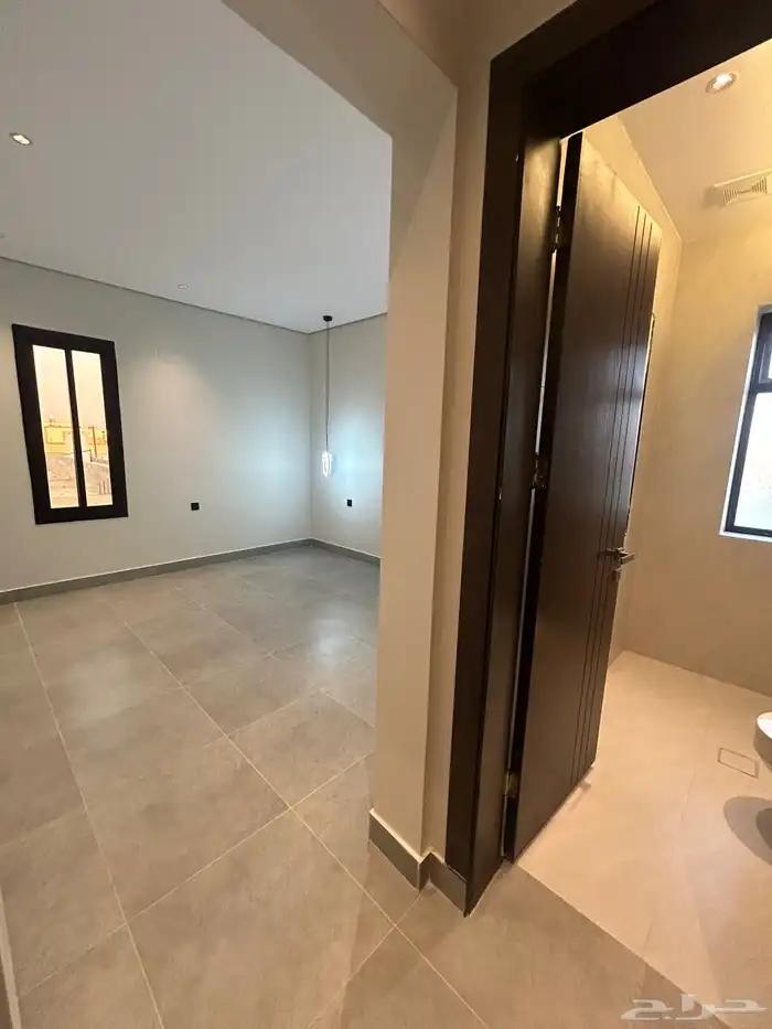 فلل روف أرضيه وعلويه حي الصفاء 15