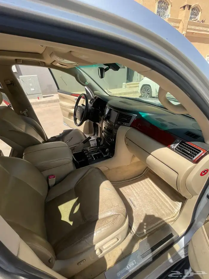 للبيع لكزز 2011 8