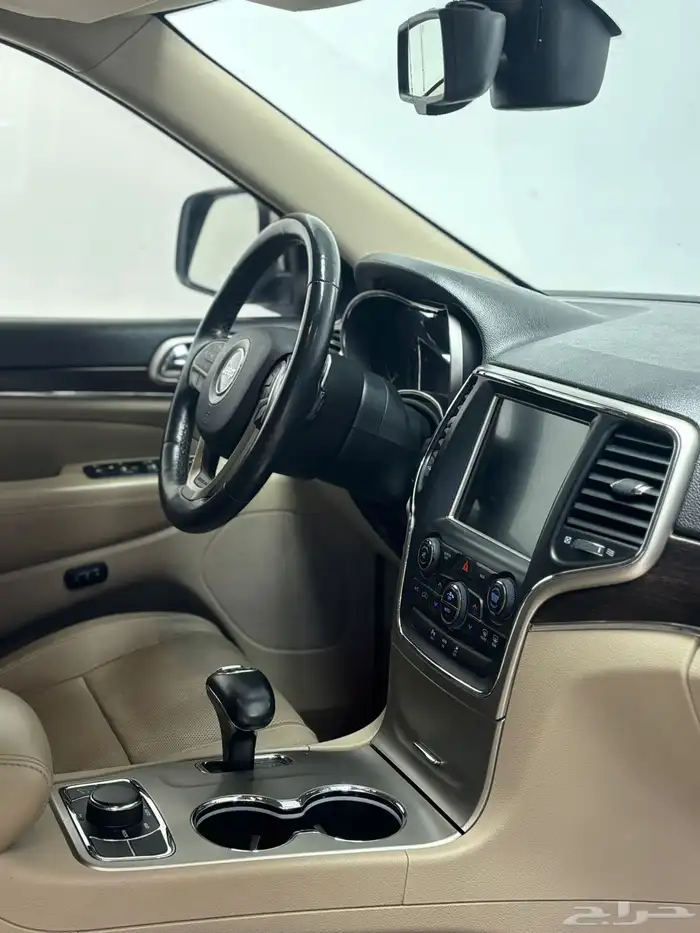 قراند شيروكي -2015 - ليمتد - دبل - ممشى مناسب 11