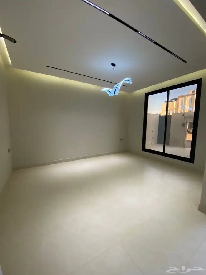 فيلاروف ارضية للبيع حي اليرموك 3