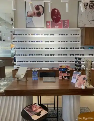 ديكور معرض محل نظارات للبيع جديد الرياض بصريات index