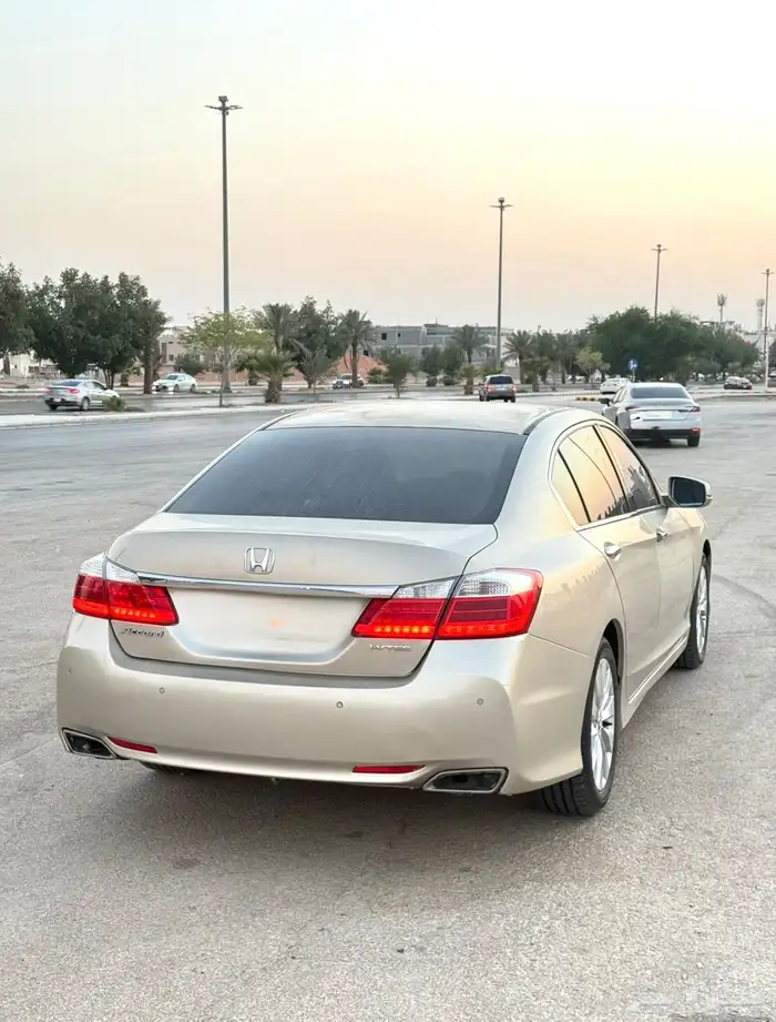 هوندا اكورد نظيفة 0