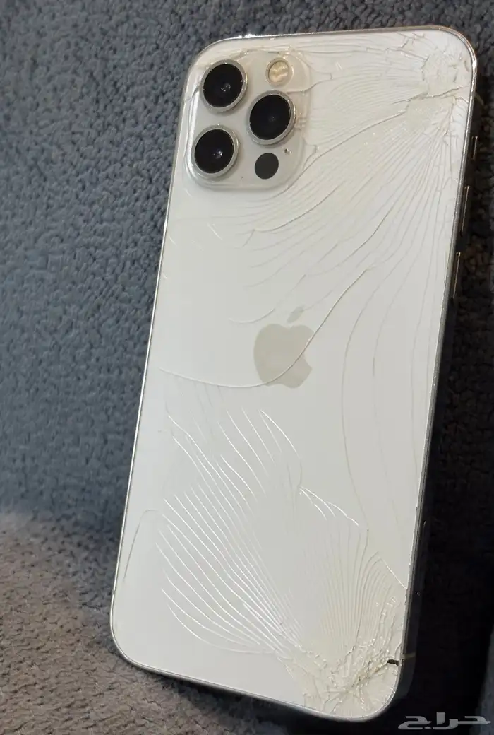 iPhone 12 pro 256GB أبيض نظيف 1