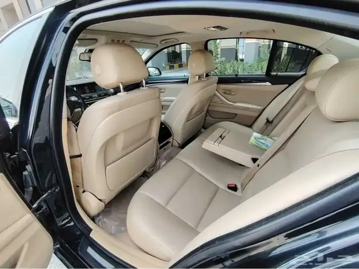 بي ام دبليو 520i موديل 2015 فل كامل 13