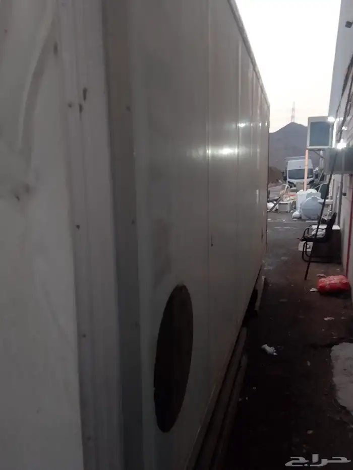 صندوق دينه للبيع خمسة متر ونصف 2