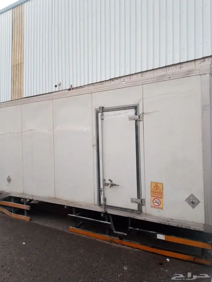 صندوق دينه للبيع خمسة متر ونصف 0