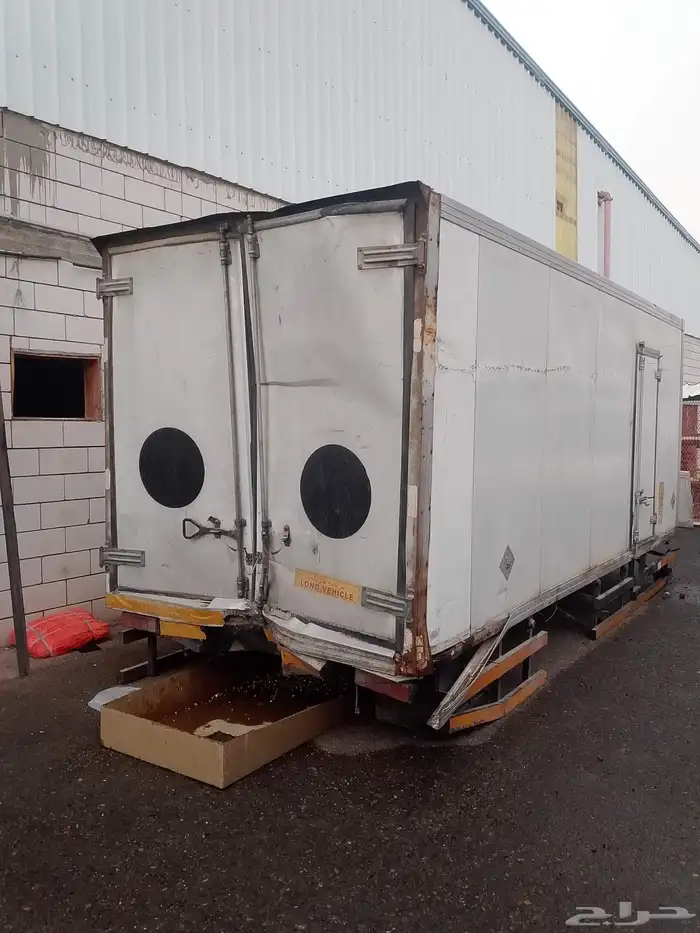 صندوق دينه للبيع خمسة متر ونصف 3