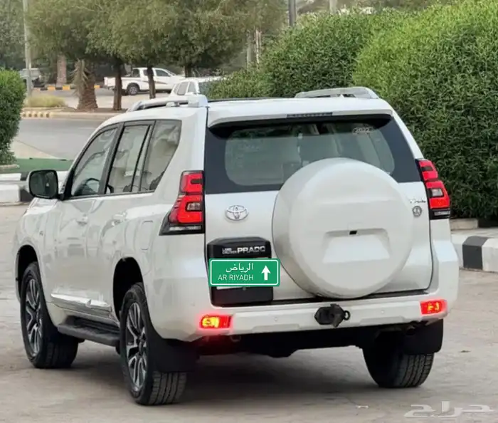 جيب برادو 2022 فل كامل فتحة سقف اسبير علاق 3