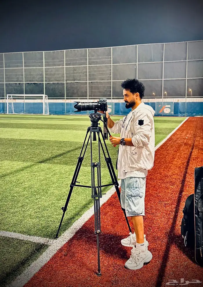 مصور محترف لتصوير جميع المناسبات وخدمات الصوير 1