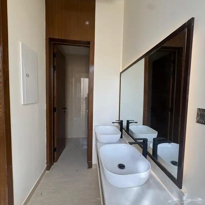 فيلا حي طويق 5