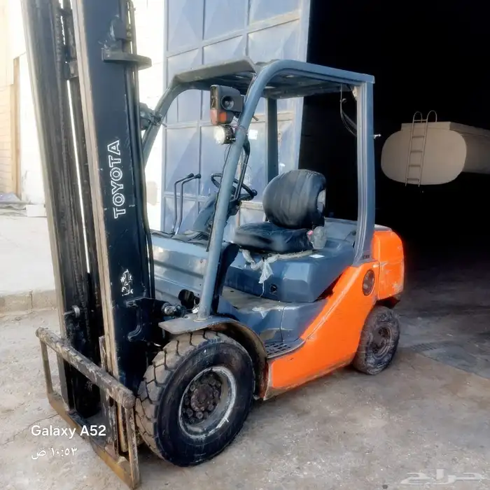 تاجير معدات رافعات شوكيه بجميع احجامه كرينات جيسي بي رافعه 1