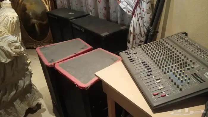 كراسي مناسبات واغراض مسرح كامله للبيع 10