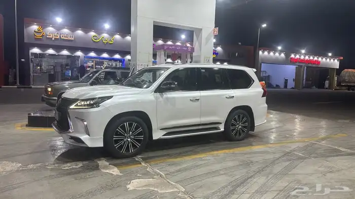 جيب لكزس2019 1