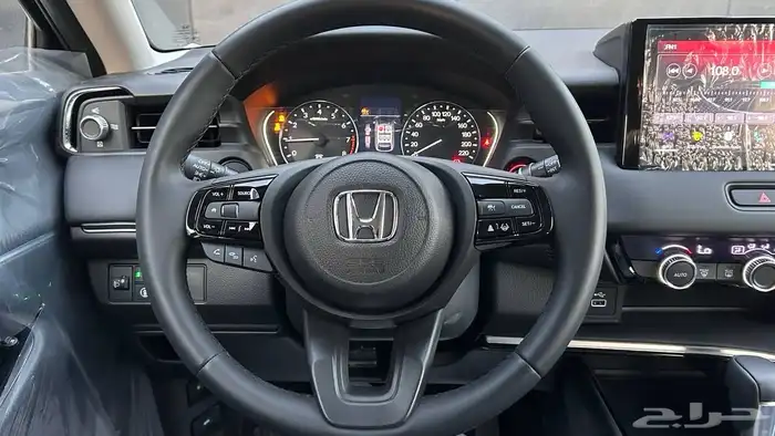هوندا اتش ار في LX 2024 لدى شركة عبدالمجيد الخضر 12