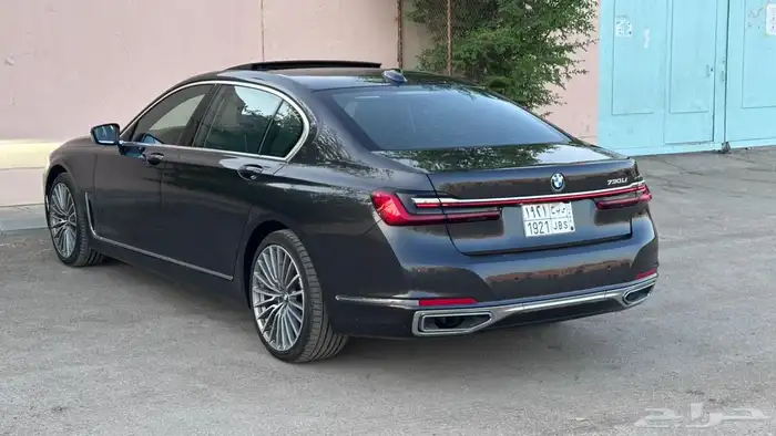 بي ام دبليو 2021 5