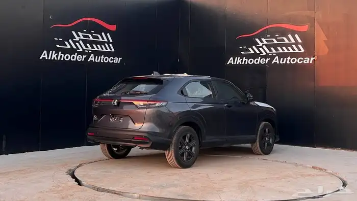 هوندا اتش ار في LX 2024 لدى شركة عبدالمجيد الخضر 4