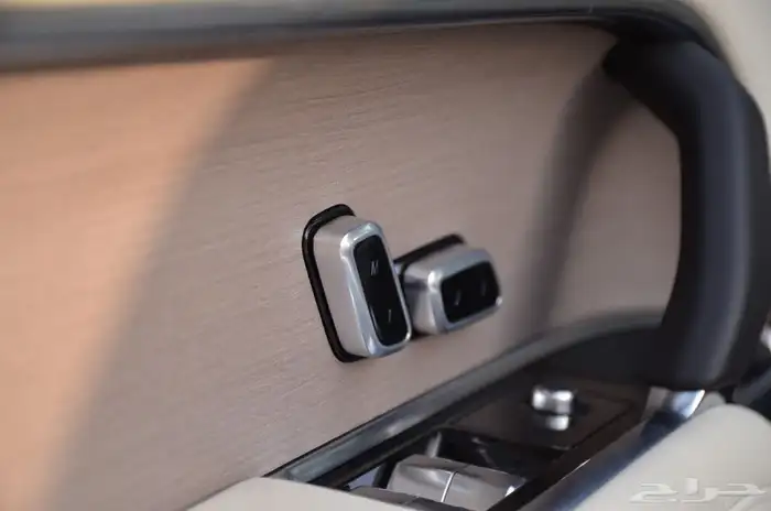 رنج روفر 2025 5