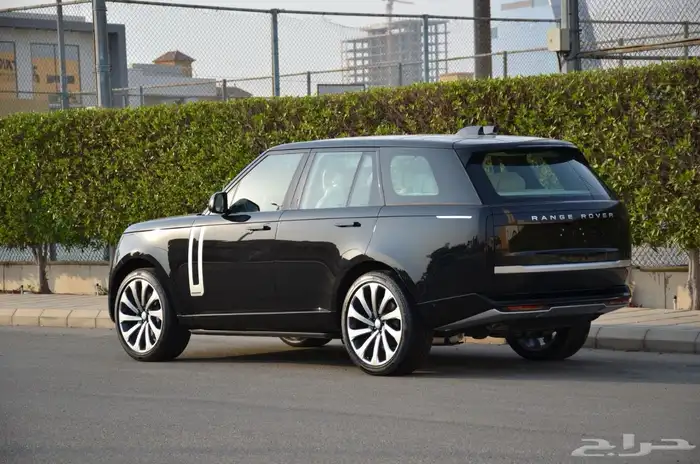 رنج روفر 2025 21