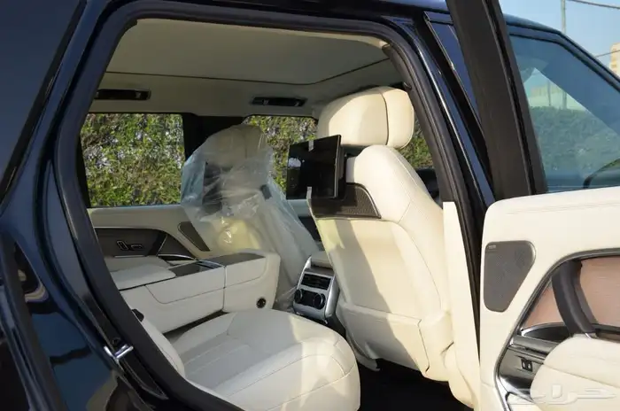 رنج روفر 2025 15